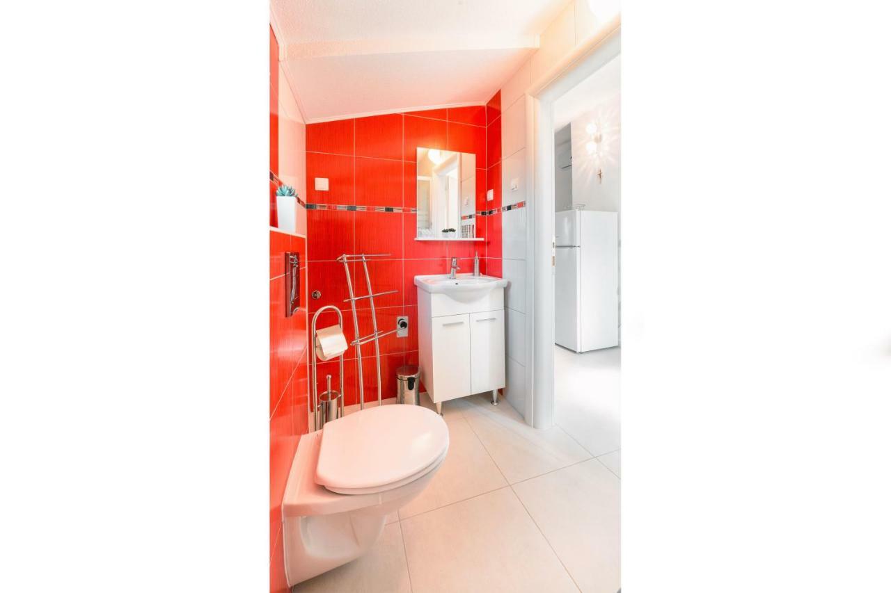 Apartments Lipic Vodice Exterior foto